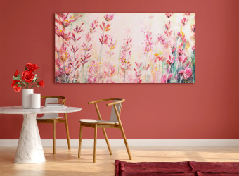 Creating a Gallery Wall: How to Organize Your Collection of Paintings and Photographs in Interior Design